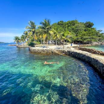 Comprar o produto de ROTEIRO 02 - SEGREDOS DE ANGRA em Passeios em Angra dos Reis, RJ por Solutudo
