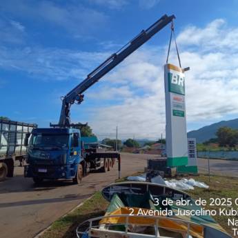 Comprar o produto de Aluguel de Guindastes Executado em Natividade – Gurupi, TO em Aluguel de Guindastes pela empresa Braço Forte Locações e Serviços em Gurupi, TO por Solutudo