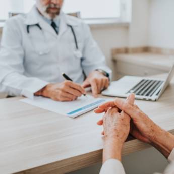 Comprar o produto de  Atendimento individualizado em Farmácias em Botucatu, SP por Solutudo