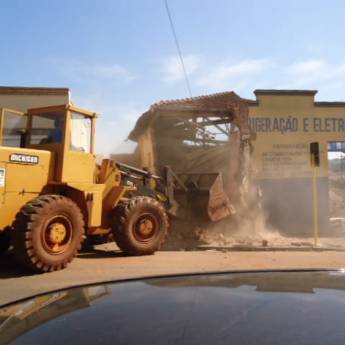 Comprar o produto de Terra planagem eficiente para obras em Lençóis Paulista em Terraplanagens em Lençóis Paulista, SP por Solutudo