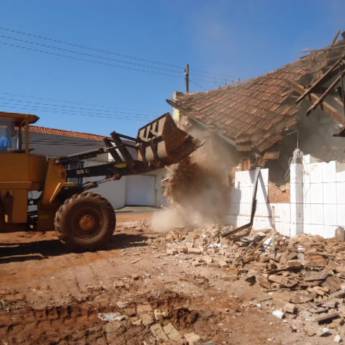 Comprar o produto de Terraplanagem rápida e segura em Lençóis Paulista em Terraplanagens em Lençóis Paulista, SP por Solutudo