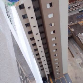 Comprar o produto de Pintura de Fachada com Segurança e Acabamento Profissional – Ferraz de Vasconcelos, SP em Pintores em Ferraz de Vasconcelos, SP por Solutudo