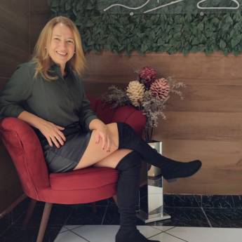 Comprar o produto de Saia Resinada P ao G - São Manuel, SP em Roupas Femininas pela empresa Sivest em São Manuel, SP por Solutudo