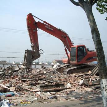 Comprar o produto de Limpeza de obra (retirada de descarte) em Águas de Santa Bárbara em Limpeza de Obra e Caçamba em Águas de Santa Bárbara, SP por Solutudo