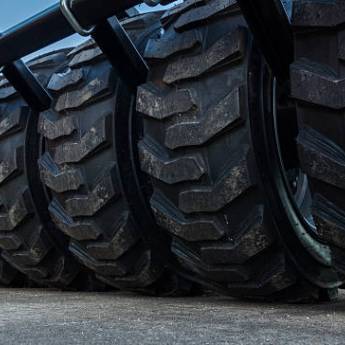 Comprar o produto de Pneus Agrícolas de Alta Performance em São Manuel – Borracharia do João em Rodas - Pneus em São Manuel, SP por Solutudo