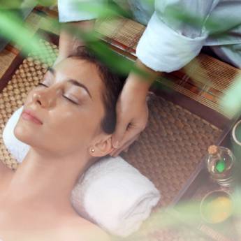 Comprar o produto de Massagem Relaxante em Massagem em Botucatu, SP por Solutudo