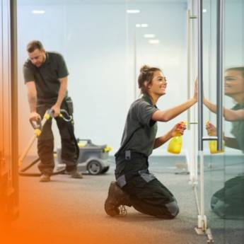 Comprar o produto de Limpeza Comercial  em Serviços de Limpeza em Botucatu, SP por Solutudo Comprar o produto de Limpeza Comercial  em Serviços de Limpeza em Botucatu, SP por Solutudo