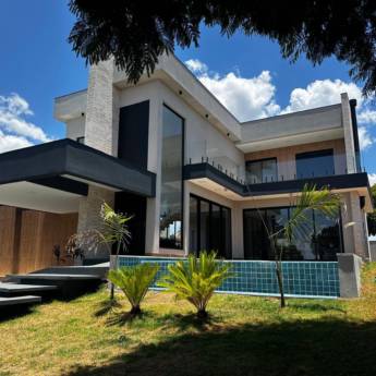 Comprar o produto de Obras residenciais de alto padrão na Riviera de Santa Cristina XIII em Construtoras em Riviera de Santa Cristina XIII, SP por Solutudo