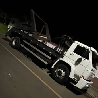 Comprar o produto de Caçamba para Entulho com Preço Bom em Criciúma – Economia e Qualidade em Caçambas pela empresa SM Terraplanagem em Criciúma, SC por Solutudo