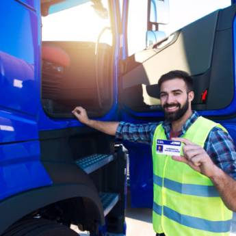 Comprar o produto de Mudança de Categoria E (Carreta) em Avaré – Amplie sua CNH com Segurança em Autoescolas - Centro de Formação Condutores em Avaré, SP por Solutudo