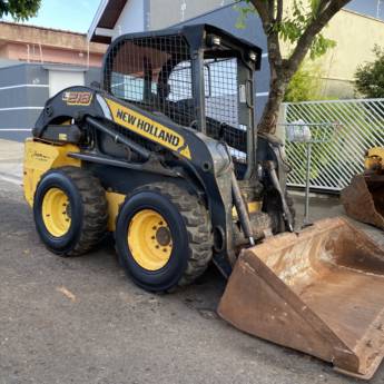 Comprar o produto de Locação de Mini Carregadeira em Avaré com Alta Eficiência em Locação e Comércio de Máquinas em Avaré, SP por Solutudo Comprar o produto de Locação de Mini Carregadeira em Avaré com Alta Eficiência em Locação e Comércio de Máquinas em Avaré, SP por Solutudo
