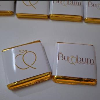 Comprar o produto de Chocolates com o Logo da Sua Empresa – Presentes Corporativos em São Paulo em Personalizados pela empresa Tia Madrinha Bolos e Chocolates em São Paulo, SP por Solutudo