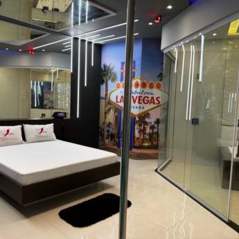 Comprar o produto de Suíte Temática Las Vegas – Luxo, Conforto e Sedução em Cacoal em Motéis em Cacoal, RO por Solutudo