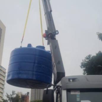Comprar o produto de Elevação de Caixas d’Água com Equipamentos Certificados em Piracicaba em Aluguel de Guindastes em Piracicaba, SP por Solutudo Comprar o produto de Elevação de Caixas d’Água com Equipamentos Certificados em Piracicaba em Aluguel de Guindastes em Piracicaba, SP por Solutudo