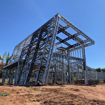 Comprar o produto de Steel Frame no Santa Bárbara Resort com obra pronta e garantida em Construtoras em Santa Bárbara Resort Residence, SP por Solutudo