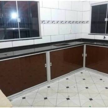 Comprar o produto de Fechamento de Pia em Duque de Caxias com Acabamento Sob Medida em Móveis Planejados - Marcenarias em Duque de Caxias, RJ por Solutudo