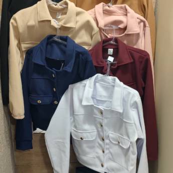 Comprar o produto de Jaqueta Lã Batida M ao GG – Estilo e Proteção em São Manuel em Roupas e Acessórios pela empresa Sivest em São Manuel, SP por Solutudo