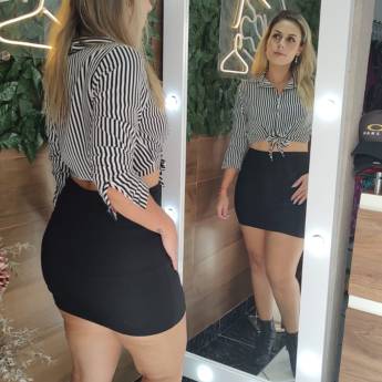 Comprar o produto de Saia Suéde Preta P ao GG – Sofisticação em São Manuel em Roupas e Acessórios pela empresa Sivest em São Manuel, SP por Solutudo