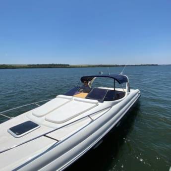 Comprar o produto de Lancha Runner 335 em Lanchas em Avaré, SP por Solutudo