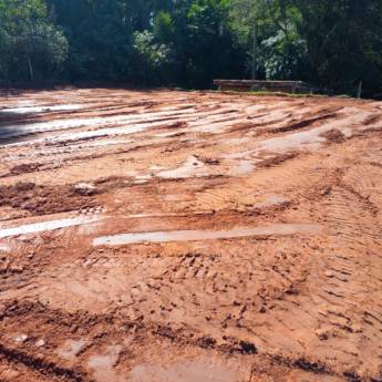 Comprar o produto de Terraplanagem Precisa e Segura – Jurumirim em Avaré, SP em Terraplanagens em Avaré, SP por Solutudo