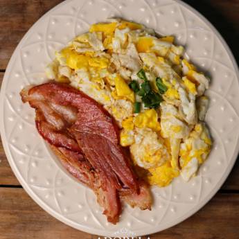 Comprar o produto de Ovos mexidos em Salgados pela empresa Adorela Panificadora e Confeitaria em Foz do Iguaçu, PR por Solutudo