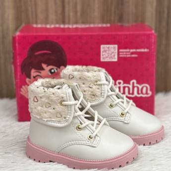 Comprar o produto de Bota infantil Molekinha em A Classificar em Uberlândia, MG por Solutudo