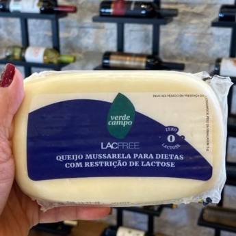 Comprar o produto de Mussarela Lacfree - 500g em Queijo pela empresa Empório Primare Bebidas e Eventos - Loja 02 em Mineiros, GO por Solutudo