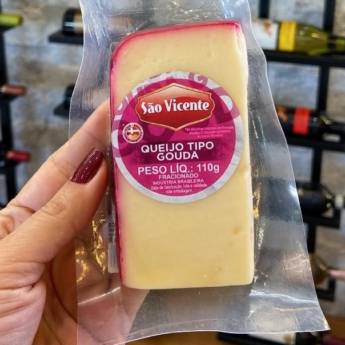 Comprar o produto de Queijo Gouda - 110g  em Queijo pela empresa Empório Primare Bebidas e Eventos - Loja 02 em Mineiros, GO por Solutudo