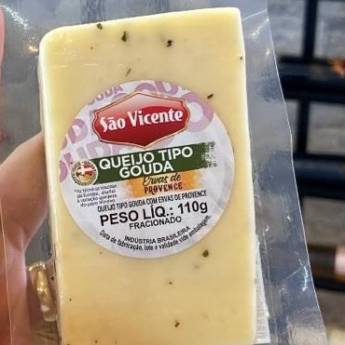 Comprar o produto de Queijo Gouda Ervas de Provence - 110g  em Queijo pela empresa Empório Primare Bebidas e Eventos - Loja 02 em Mineiros, GO por Solutudo