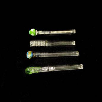 Comprar o produto de Piteira Personalizada (CaliGlass) em Salvador – Estilo Único Para seu Ritual em Piteira de Vidro pela empresa Sr.Tabas em Salvador, BA por Solutudo