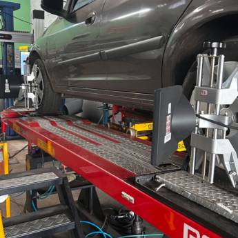 Comprar o produto de Alinhamento 3D em Teresina em Alinhamento de Direção pela empresa O Murilão Auto Serviços em Teresina, PI por Solutudo