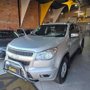 Comprar o produto de S-10  Ls 2.8  4x4 2016 em Carros em Botucatu, SP por Solutudo