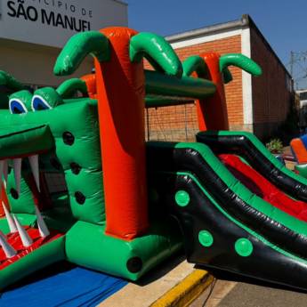 Comprar o produto de Castelinho com Escorrega Cara de Jacaré em Aluguel de Brinquedos em São Manuel, SP por Solutudo