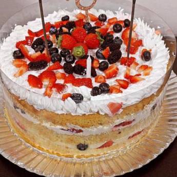 Comprar o produto de Bolos e Chocolates Personalizados – Bixiga São Paulo em Confeitarias pela empresa Tia Madrinha Bolos e Chocolates em São Paulo, SP por Solutudo