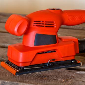 Comprar o produto de Manutenção e Conserto de Lixadeira  em Ferramentas em Mineiros, GO por Solutudo