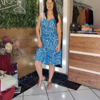 Comprar o produto de Vestido Viscolinho com Bojo – Leveza e Estilo por R$89,00 em São Manuel em Roupas e Acessórios em São Manuel, SP por Solutudo