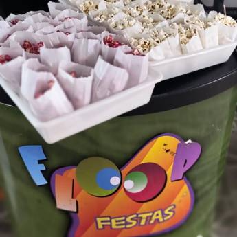 Comprar o produto de Garçom e Barraquinhas – Floop Festas em São Paulo, SP em Organização de Festas e Eventos em São Paulo, SP por Solutudo