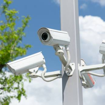 Comprar o produto de Equipamentos de Segurança - Soluções Completas em Monitoramento e Proteção em Santo André em Alarmes e Câmeras pela empresa Cloud Security Service em Santo André, SP por Solutudo