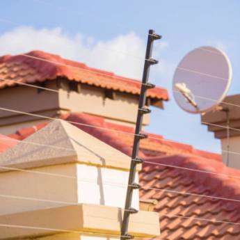 Comprar o produto de Aluguel de Cerca Elétrica – Proteção Perimetral Sem Investimento Inicial em São Paulo em Segurança e Monitoramento em São Paulo, SP por Solutudo