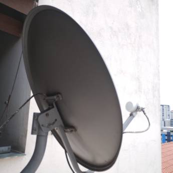 Comprar o produto de Antena Parabólica banda Ku StarOne C2 70w instalada para três pontos com receptores Century MidiaBox B7 no bairro Vila Assunção Santo André em 06/10/2025 em Antenas em Santo André, SP por Solutudo