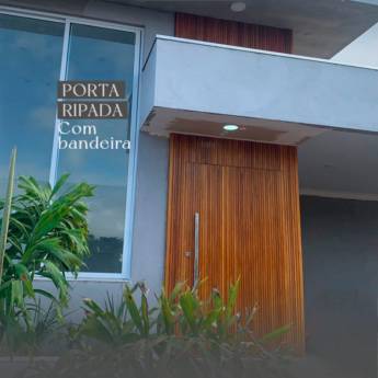 Comprar o produto de Porta Ripada GL-21 – Design, Resistência e Sofisticação para Sua Fachada no Ninho Verde II Eco Residence em Portas e Janelas em Ninho Verde II Eco Residence, SP por Solutudo