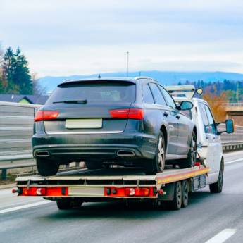 Comprar o produto de Guincho - Rapidez e Eficiência em Boituva em Guincho para automóveis em Porto Feliz, SP por Solutudo Comprar o produto de Guincho - Rapidez e Eficiência em Boituva em Guincho para automóveis em Porto Feliz, SP por Solutudo