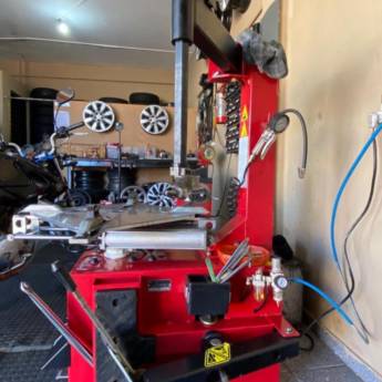 Comprar o produto de Conserto de pneus - Durabilidade e Segurança para o Seu Veículo em Avaré/SP em Autopeças em Cerqueira César, SP por Solutudo