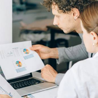 Comprar o produto de Gestão Financeira e Consultoria - Soluções Estratégicas para o Sucesso em Avaré/SP em Contabilidade em Presidente Prudente, SP por Solutudo