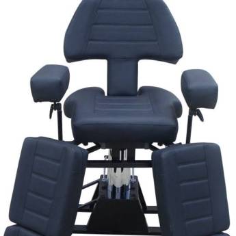 Comprar o produto de Maca para Tatuadores – Conforto e Qualidade – Boituva/SP em Equipamento para Tatuagens em Sorocaba, SP por Solutudo