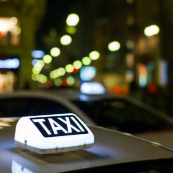 Comprar o produto de Transporte para eventos e festas em Guanambi, BA em Táxis em Candiba, BA por Solutudo