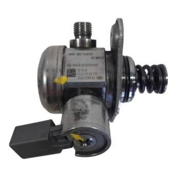 Comprar o produto de Bomba Alta Pressão Bmw X3 2013 Original Usado em Motores e Partes pela empresa Tem de Tudo - Peças de Desmanche Nacionais e Importadas em Belo Horizonte, MG por Solutudo