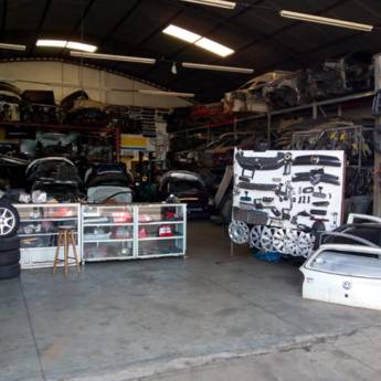 Comprar o produto de Peças Automotivas de Qualidade - Economia e Confiabilidade em Marília/SP em Peças Automotivas pela empresa Tem de Tudo - Peças de Desmanche Nacionais e Importadas em Belo Horizonte, MG por Solutudo