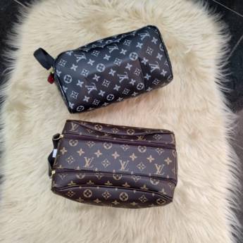 Comprar o produto de Necessaire por R$69,00 – Praticidade e Estilo em São Manuel em Roupas e Acessórios pela empresa Sivest em Areiópolis, SP por Solutudo