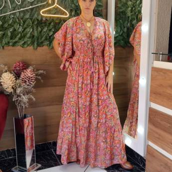 Comprar o produto de Vestido Indiano M ao GG - São Manuel, SP em Roupas Femininas pela empresa Sivest em Areiópolis, SP por Solutudo